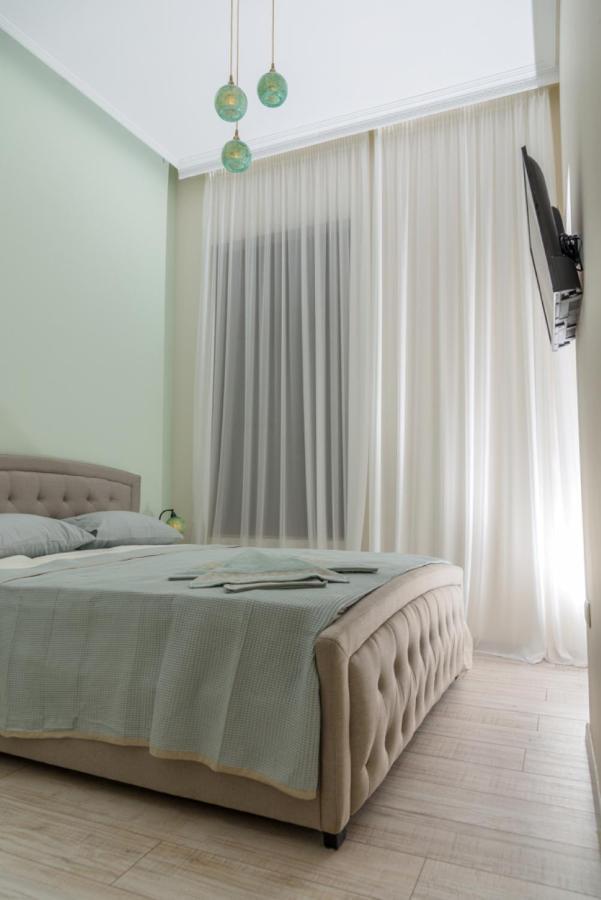 Theasis Athens Bed and Breakfast Εξωτερικό φωτογραφία