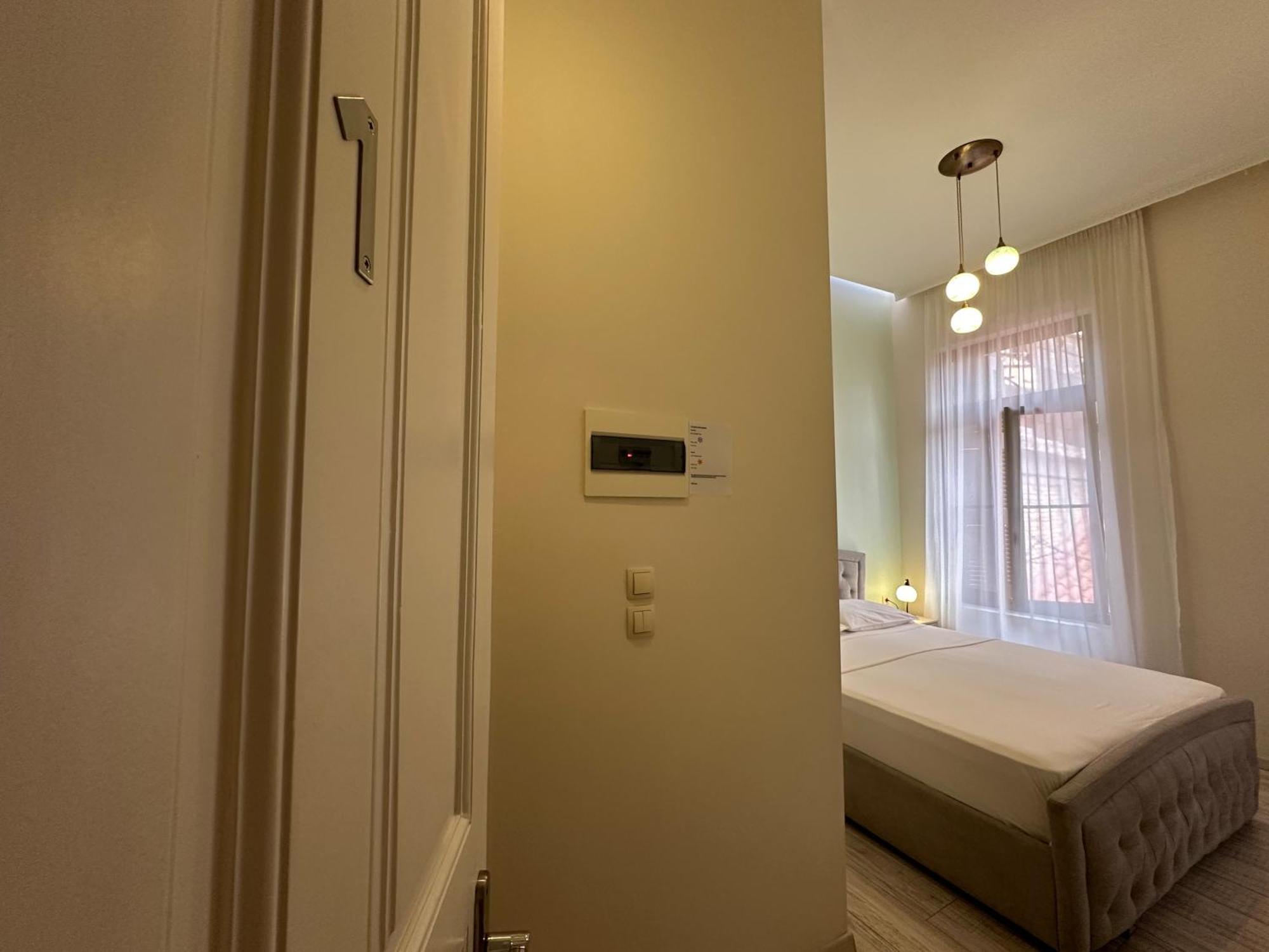 Theasis Athens Bed and Breakfast Εξωτερικό φωτογραφία